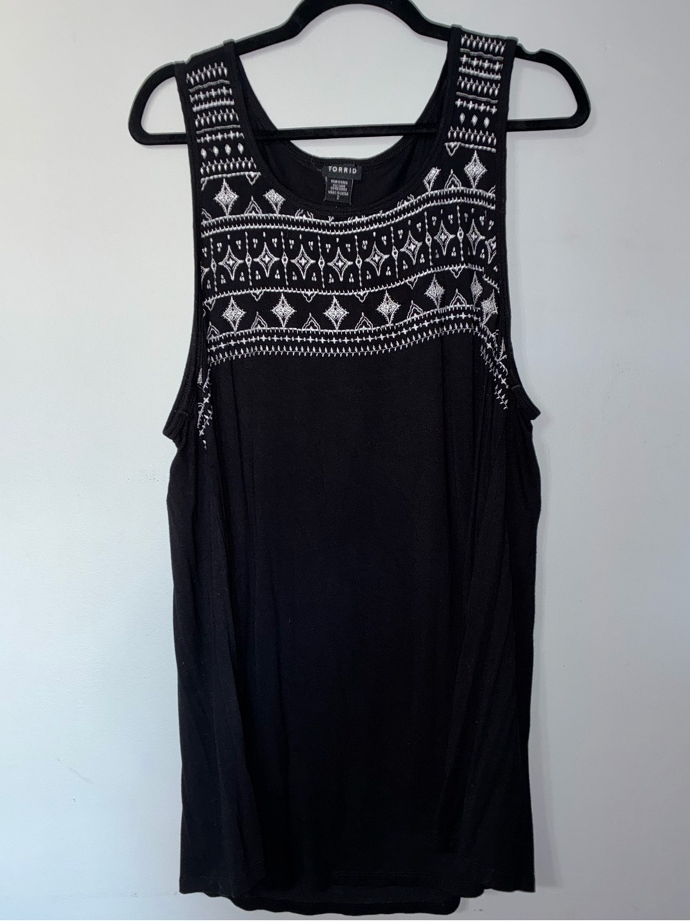 torrid Black Tank with White Embroidered Yoke 2x
